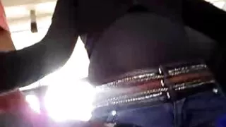 Dziedēt, teica Kaimiņš un nodot Falls manā mutē