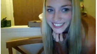 Ka Melns, ka Balts Gailis-Ass Latina pretoties