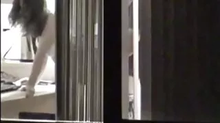 Students deva sevi anally, lai skolotājs birojā