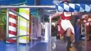 Mīļākais fucks savu draudzeni saspringto ass