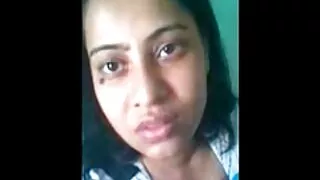 Puisis cumshot par mammu līgava gultā