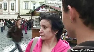 Coed rammed Anālais, Lai draugs, lai palīdzētu ar studiju