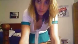 Cumshot pēc delikāts handjob no tievs meitene