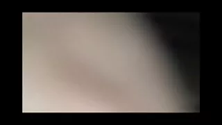 Puisis Izdrāž krūtis milf milf incītis kamēr čatā pa tālruni ar meiteni