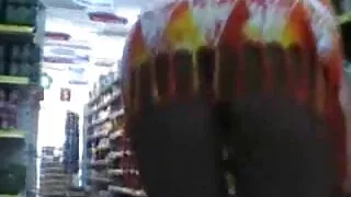 Sneaky cāļi, ko izmanto puisis dzimumlocekļa